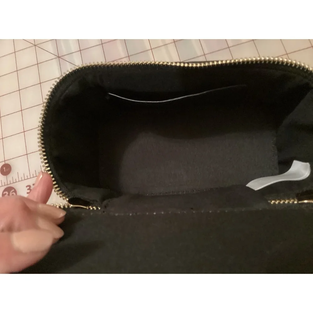 Valentino Quilted‎ Vanity Bag Crossbody Chain Strap Black One Size